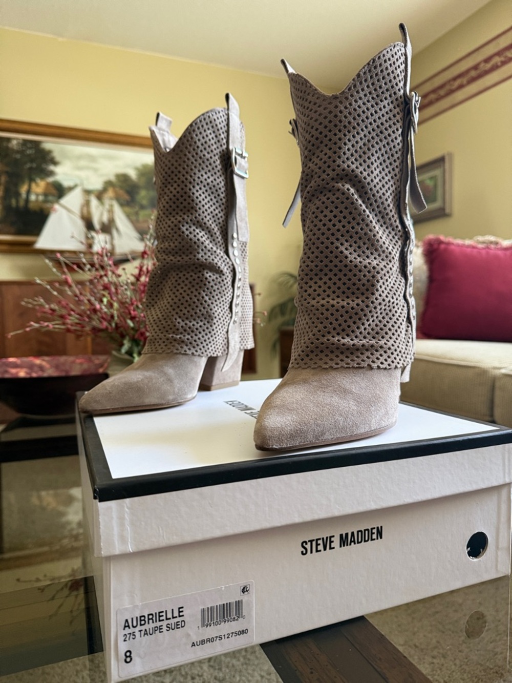 Steve Madden AUBRIELLE Taupe Suede Leather Cuffed Boot -Made in Italy- Size EU38 - Picture 7 of 17
